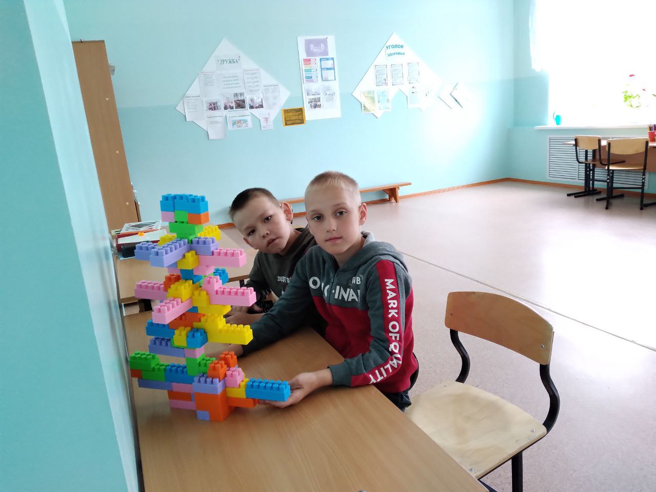 Изображения столовой.